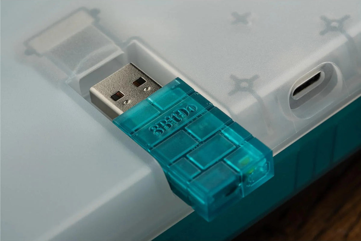 8BitDo Retro 87 Mechanical Keyboard - Clear Blue
