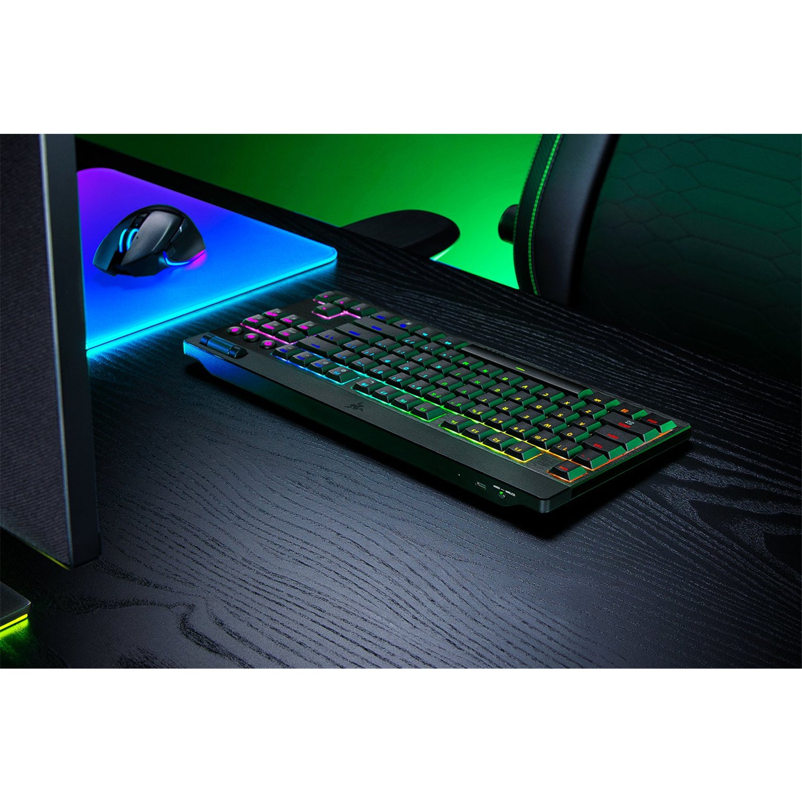 Razer Blackwidow V4 Low-Profile Tenkeyless Hyperspeed - Wireless Low-Profile Mechanical Gaming Keyboard