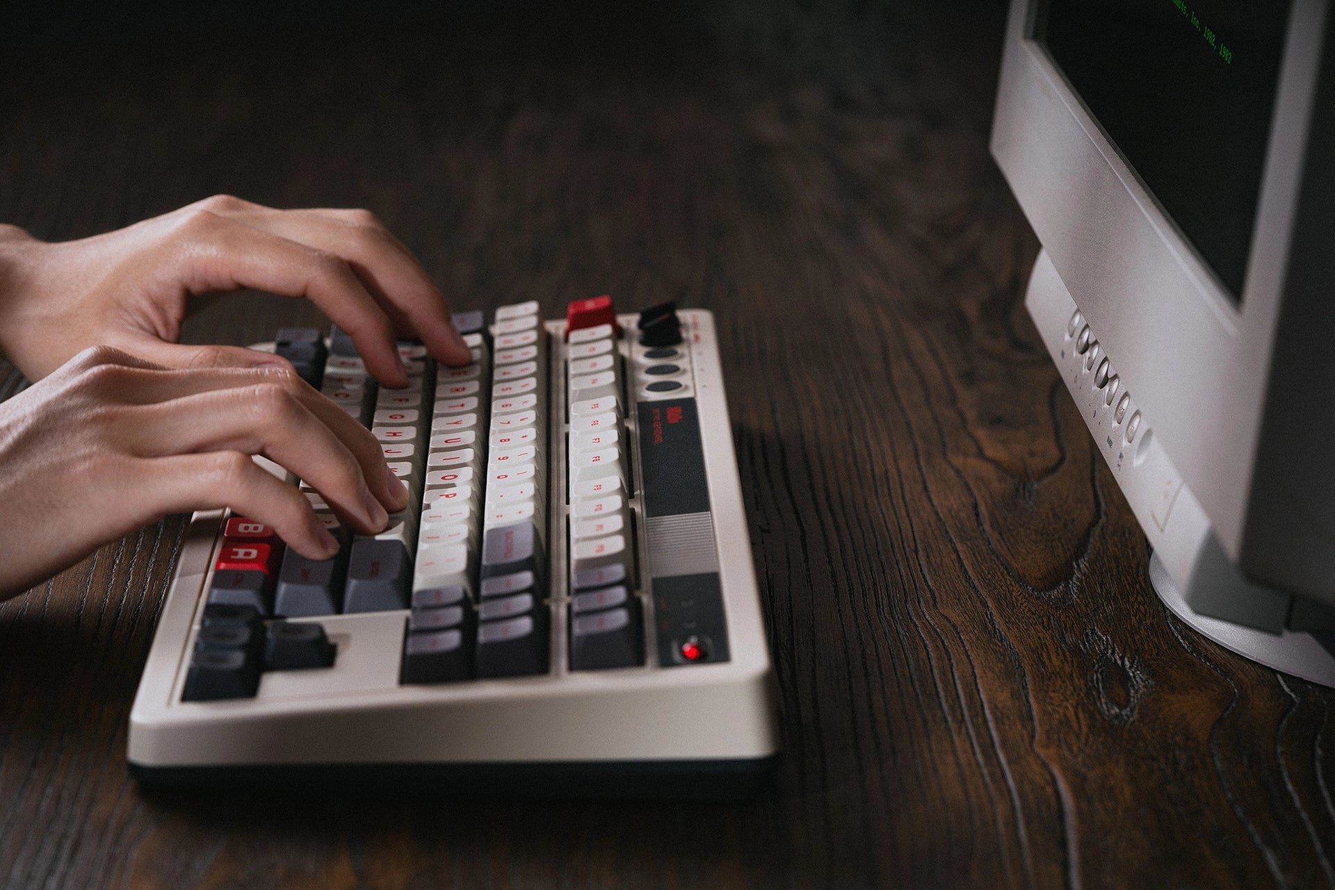 8BitDo Retro Mechanical Keyboard - N Edition
