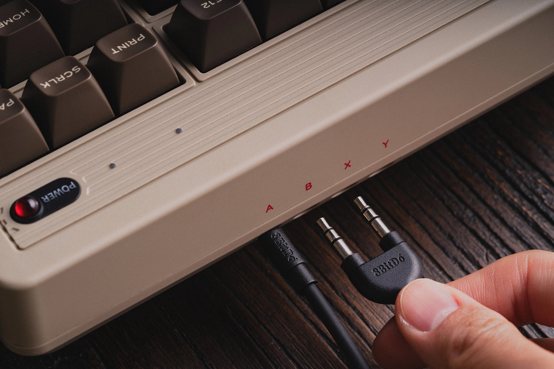 8BitDo Retro Mechanical Keyboard - C-64 Edition