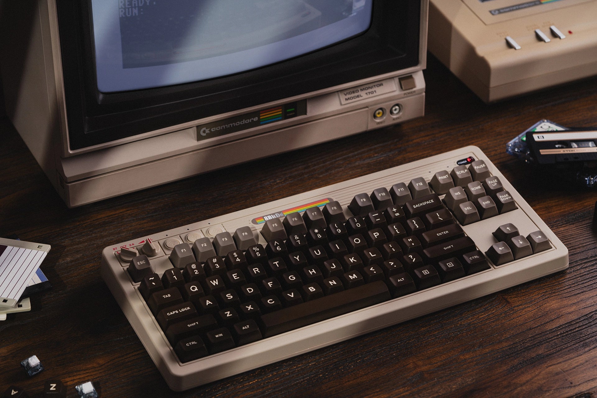 8BitDo Retro Mechanical Keyboard - C-64 Edition