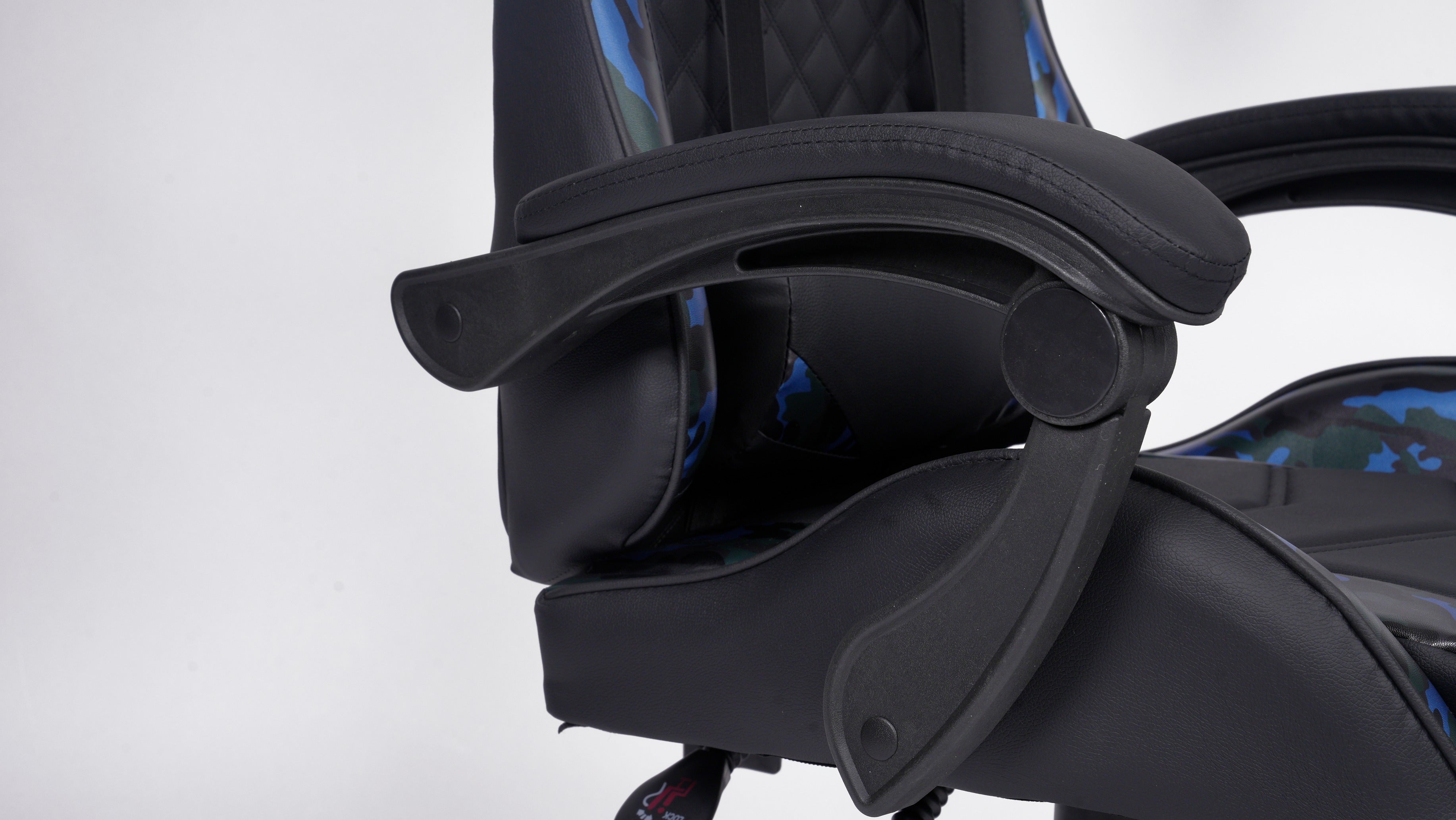 Playmax Studio Core Gaming Chair - Blue Camo/Black