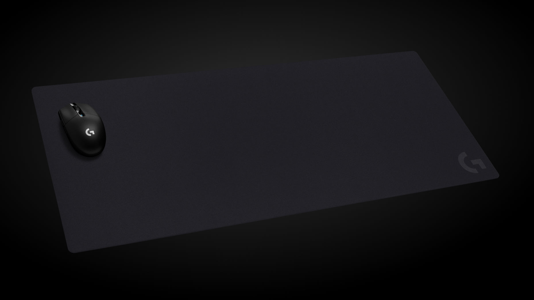 Logitech G840 XL Cloth Gaming Mouse Pad